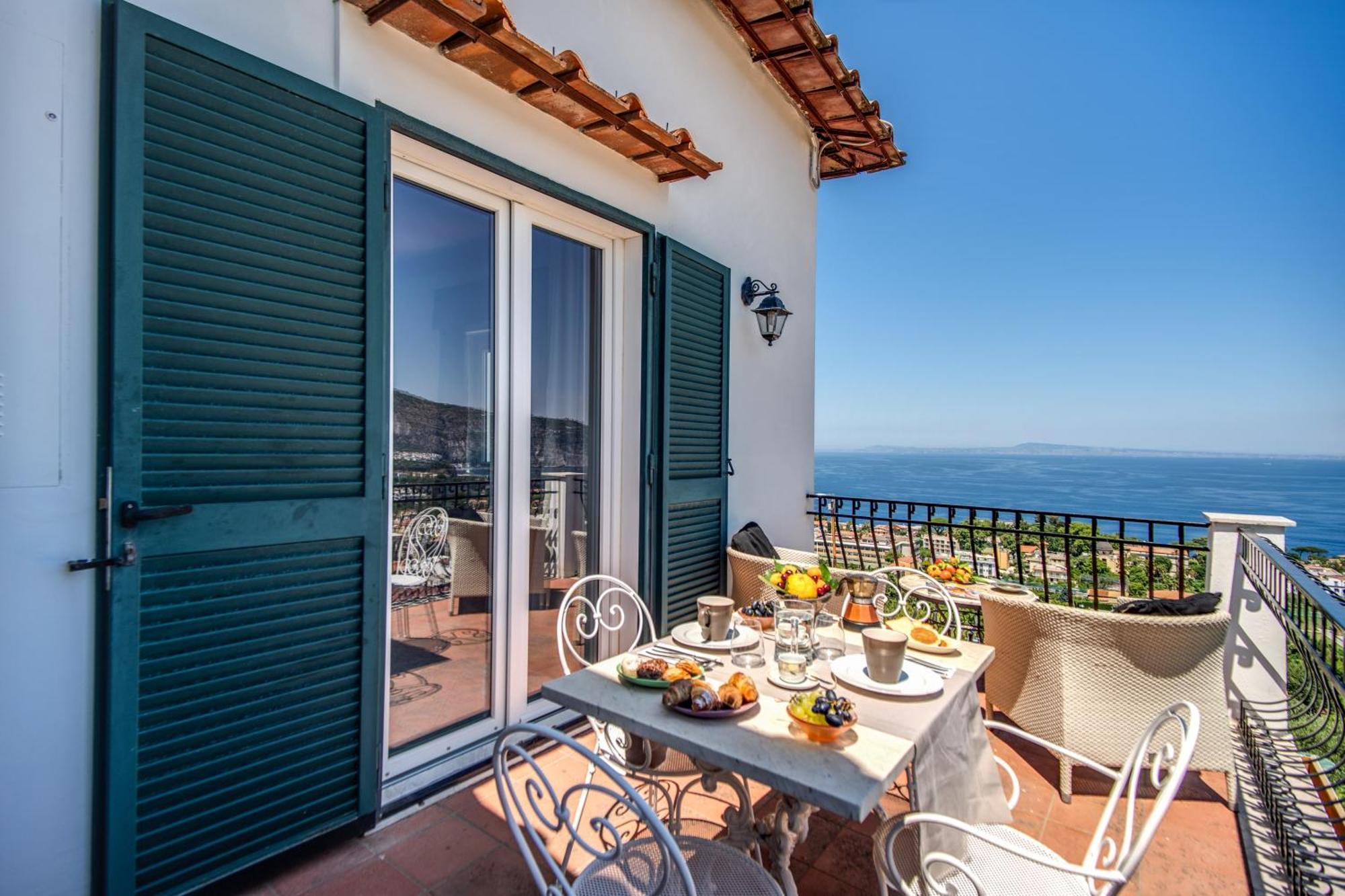 M Suites Sorrente Extérieur photo