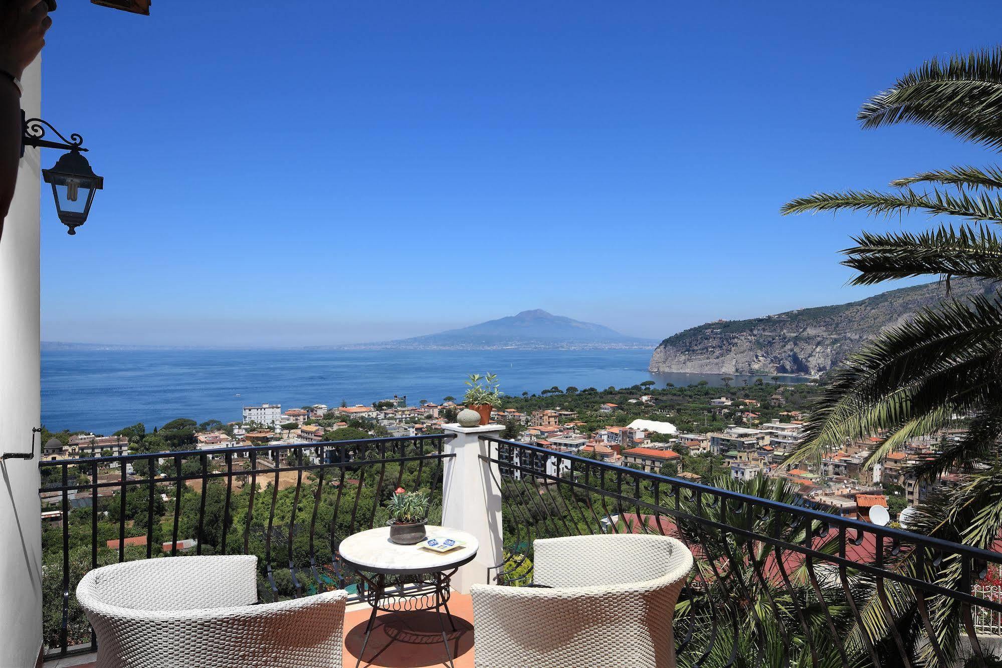 M Suites Sorrente Extérieur photo